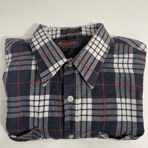 Woodland Men's Navy Plaid Shirt Size XL CB-102